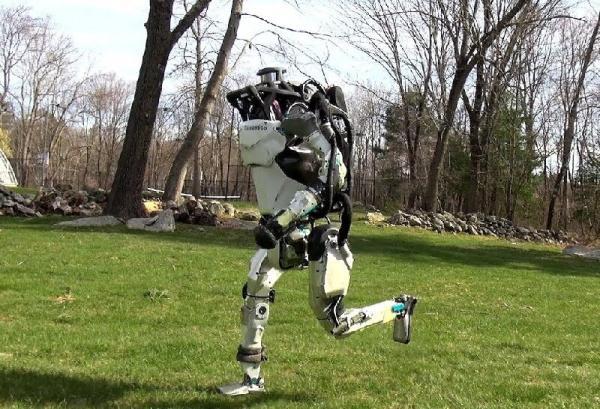 تصاویر مهارت های خارق العاده یک روبات ، اطلس آماده امدادرسانی است!